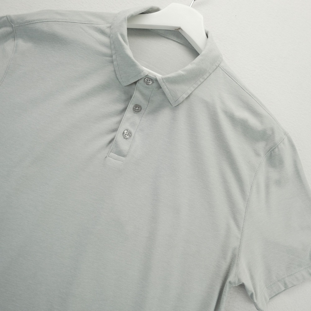 Vuori Strato Tech Mens Short Sleeve Polo Shirt Light Grey Performance Top Medium